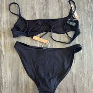 SKIMS New Bikini M thumbnail 3