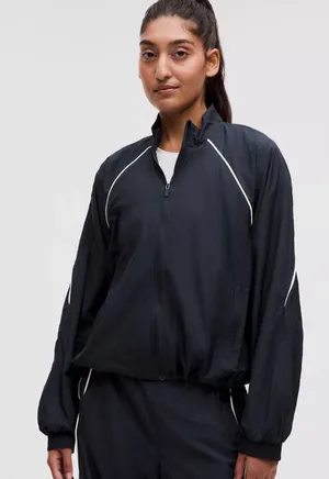 Lululemon Windbreaker thumbnail 1