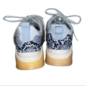 Shoe Dazzle‎ Zoee Blue Faux Snakeskin Platform Sneakers thumbnail 5