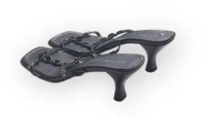 new Bandolino 𒀭 T Strap Kitten Heels Mules Sandals 𒀭 Black Leather 𒀭 10M 𒀭 SJP thumbnail 5