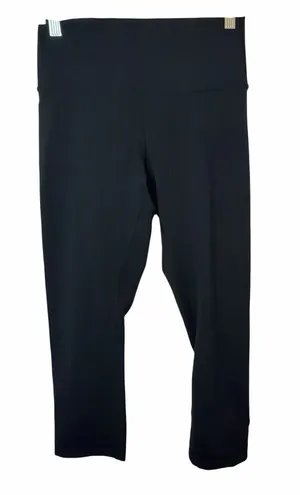 lululemon athletica Black High-Rise 3/4 Length Leggings size 8 thumbnail 1