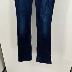 Lucky Brand boot cut dark wash blue jeans denim pockets zip closure Size 10 long thumbnail 10
