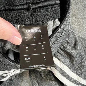 Adidas Womens Gray Space‎ Dye 3-Stripe Jogger Sweatpants Size Medium Activewear thumbnail 3