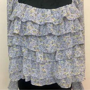 Astr‎ Women's L Floral Ruffled Blouse Light Blue Cropped Long Sleeves Peasant thumbnail 3