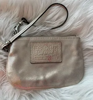 Coach Poppy Pearl Gold Metallic Wristlet Y2K thumbnail 1