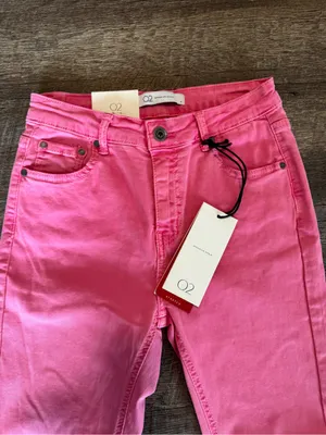 NWT Q2 Premium Denim Pink Flare Cut Jeans Size 2 thumbnail 3