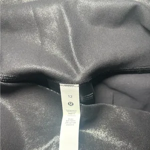 Lululemon Wunder Under High Rise Shiny Leggings Black Faux Leather Size 12!! thumbnail 3