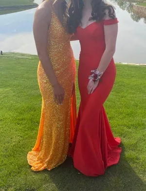 Sherri Hill Red Gown Prom Dress thumbnail 2