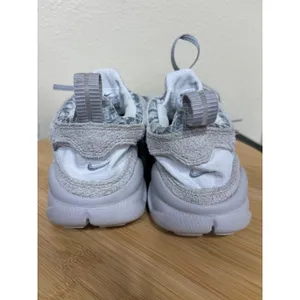 Nike Sneaker 8 Free Run Trail Shoes Neutral Gray CW5814-002 Suede thumbnail 13