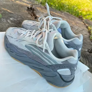 Adidas Yeezy Boost 700 V2 Tephra men’s shoes size 6.5 thumbnail 2