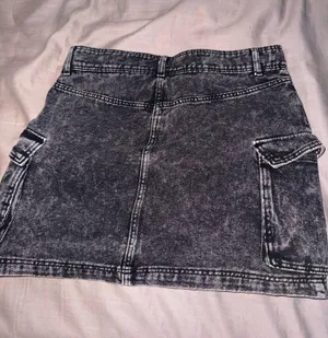 H&M Jean Skirt thumbnail 2