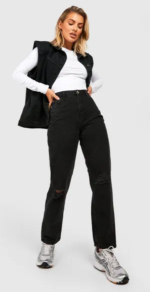Boohoo NWT Black RIPPED KNEE STRAIGHT FIT JEANS thumbnail 2