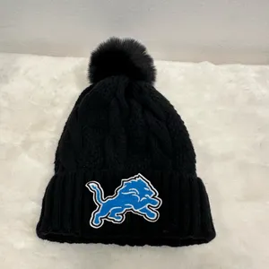 Detroit Lions beanie hat! NFL, winter warm, fuzzy, lined, black, cozy hat!! thumbnail 5