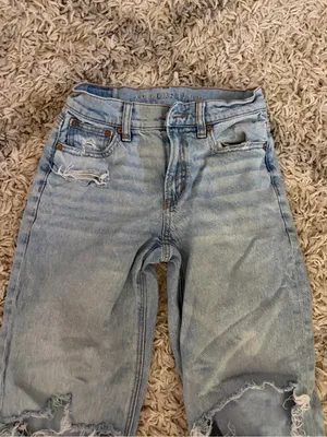 American Eagle Strigid Jeans Women's Size 00 blue distressed thumbnail 2