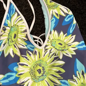 Aerie Floral Woman's One Piece Swimsuit Large Regular thumbnail 2