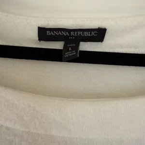 Banana Republic Sweater Top thumbnail 3
