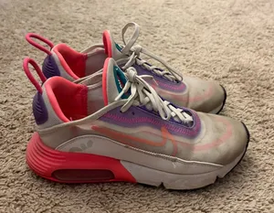 Nike 2090 Women’s Air Max Sneakers thumbnail 1