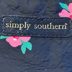 Simply Southern Navy Pink Floral Id & Coin Key Chain Wallet. Great Condition. thumbnail 3