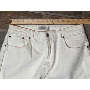 Abercrombie & Fitch High Rise Mom Jean Curve Love White Distressed Ripped 30/10R thumbnail 6