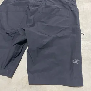 Arcteryx Nylon Stretch Quick Dry Hiking Shorts Women's Size 8 Black Camping thumbnail 10