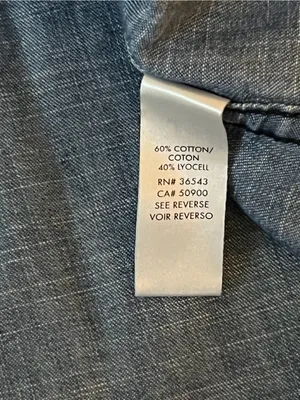 Calvin Klein Women’s M Blue Chambray Denim Button Down Shirt Body Fit thumbnail 6