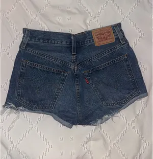 Levi’s 501 Shorts High-Rise Denim thumbnail 2