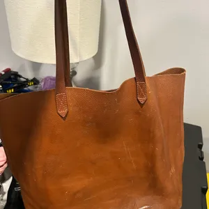 Madewell Elegant Brown Leather Tote Bag Genuine Leather see imperfection on bag thumbnail 1