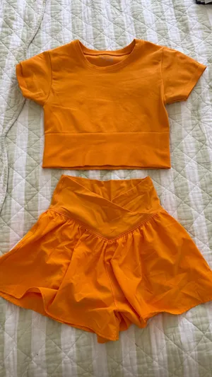 Orange Aerie Set Workout thumbnail 1