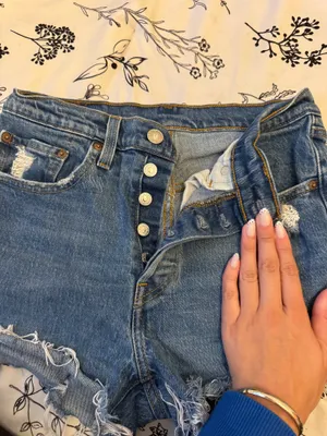 Levi’s Shorts thumbnail 2