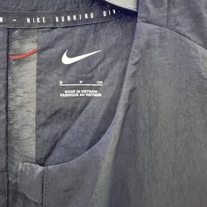 183. Nike sz small women vest thumbnail 3