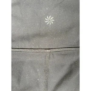 Athleta‎ Mid Rise Elation 8in Inseam Athletic Yoga Biker Shorts Small Black thumbnail 3
