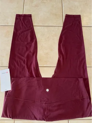 Lululemon Align High Rise 28” Red Merlot Size 18 NWT thumbnail 1