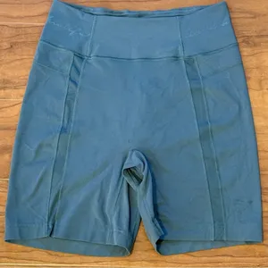 GYMSHARK X WHITNEY‎ SIMMONS Mesh Cycling Bike Shorts Green Small thumbnail 1