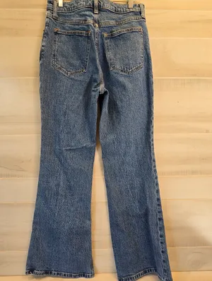 {29/8} Abercrombie & Fitch The Vintage Flare High Rise Dark Blue Jeans thumbnail 3