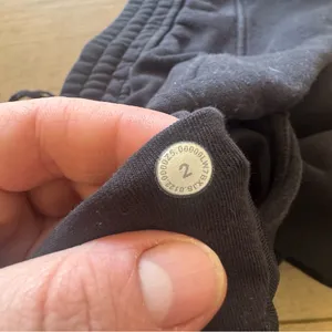 Lululemon Loungeful High-Rise Short 4" Black Size 2 Sweat Shorts thumbnail 5