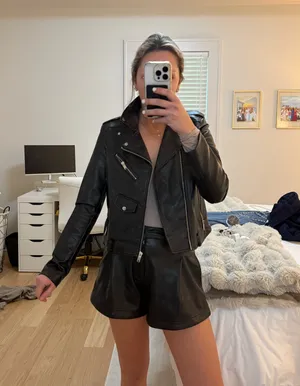 Boutique Cropped Leather Faux Jacket thumbnail 2