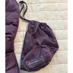 Eddie Bauer Women’s Size M Down Puffer Vest Packable Plum Purple thumbnail 5