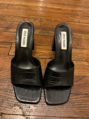 Steve Madden black heels thumbnail 2