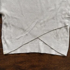 LULULEMON Reversible CrossOver Sweater Size 4 Balletcore Yoga thumbnail 4