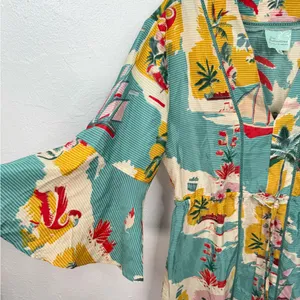 True Destinations Tunic Top Womens M Multicolor Tropical V-Neck Bell thumbnail 3