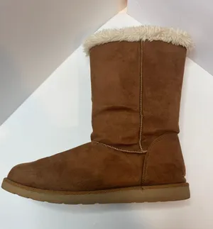 Falls Creek Faux Fur Lined Chelsea Boots Size 9 thumbnail 9