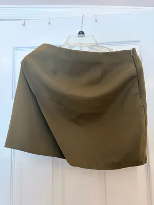Skirt Green Size M thumbnail 2