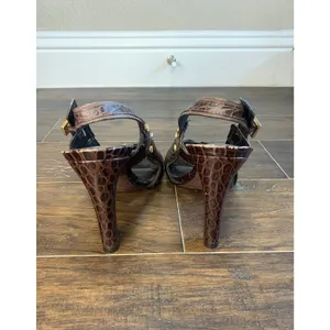 TORY BURCH Crocodile Embossed Leather High Heel Sandals Gold Hardware 7M Shoes thumbnail 6
