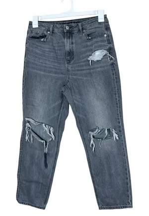 American Eagle Gray Distressed Mom Jeans Size‎ 10 short thumbnail 1