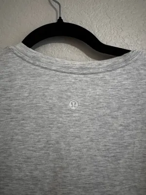 Lululemon Love V Neck Tee 10 Grey thumbnail 4