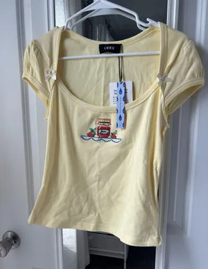 Cider Yellow Graphic Top thumbnail 1