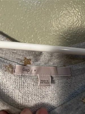 Gap Women’s Sz Medium Sweatshirt 3/4 Sleeve Heather Gray Gold Glitter Star Print thumbnail 9