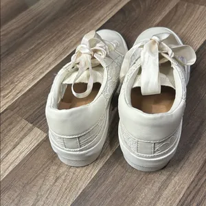 Dolce Vita Harrysun Lace Sneaker Size 6.5 White Wedding Shower NWOT thumbnail 2