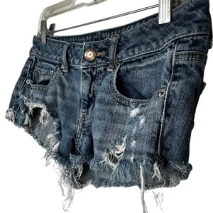 American Eagle‎ Destroyed Cut-Off Jean Shorts thumbnail 3