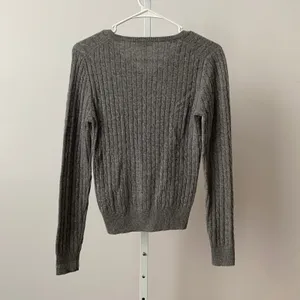 United Colors of Benetton M‎ Gray Cashmere V-Neck Cable Knit Sweater Pullover thumbnail 7